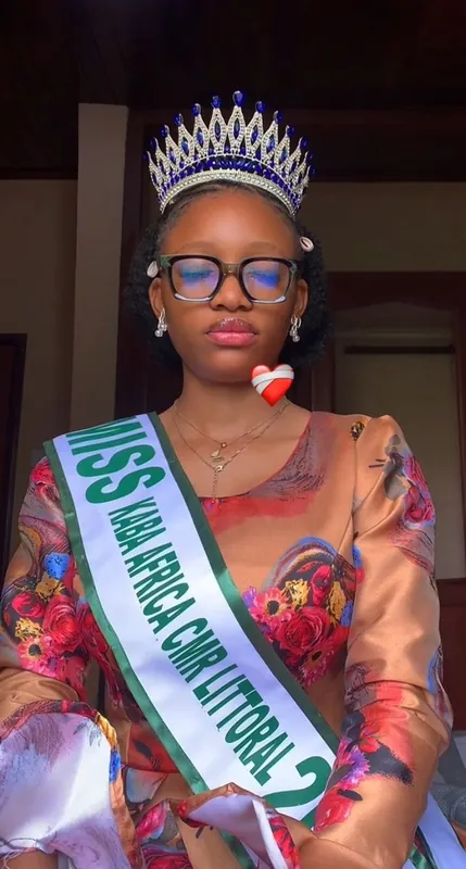 EBENDA OMBGA MADELEINE ELVIRA