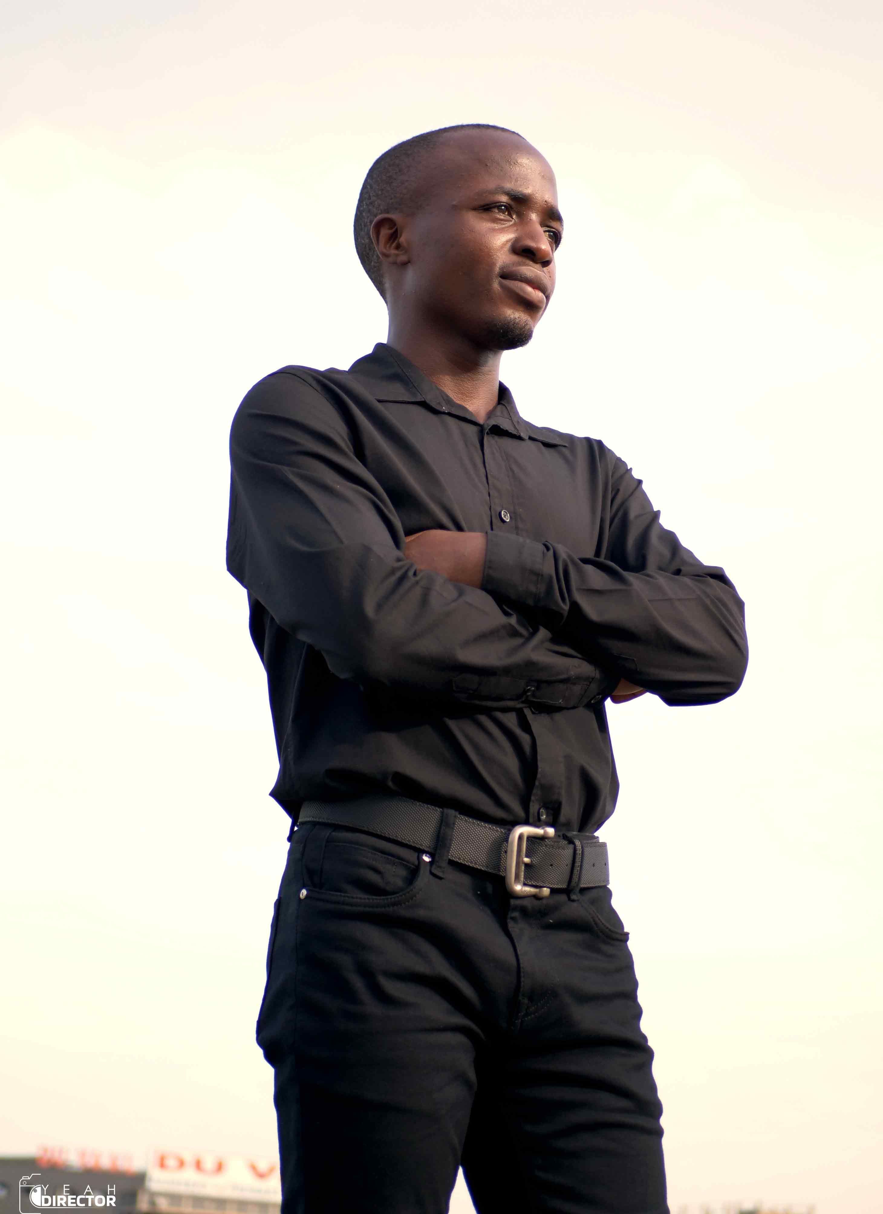 Nyoudom Domtchom adonis Amos