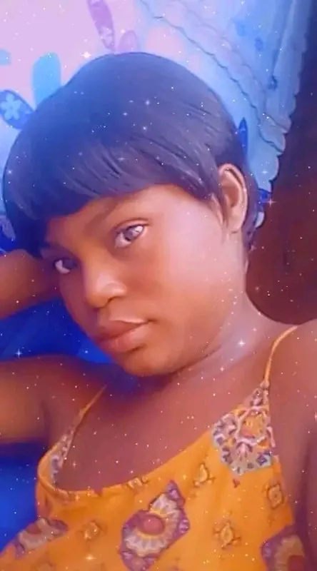 Fegue lema Evelyne Murielle