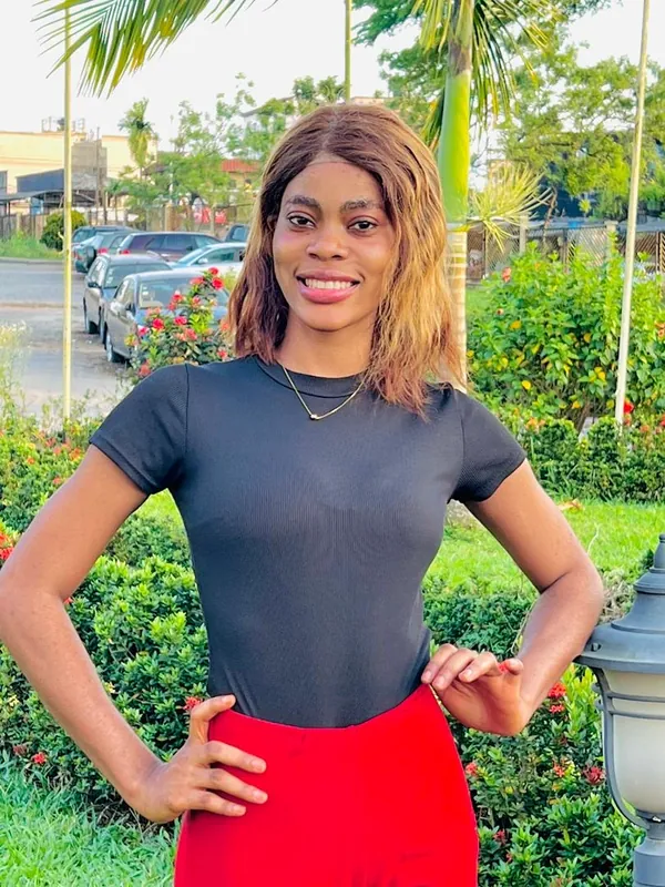 Ndomè Epallè Madeleine