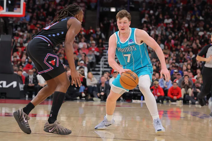 NBA Rookie of the Year Rankings 2026: Knueppel vs. Flagg Leads the Race