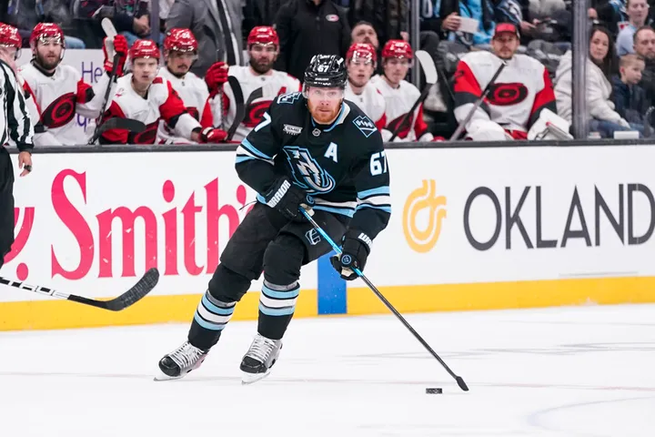 NHL Playoffs: Hurricanes vs. Senators Series Preview, Prediction and Game 1 Takeaways 