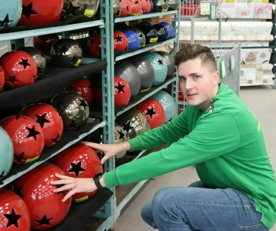 Detailhandelsfachmann/-frau EFZ Betreuen von Online-Shops Spielwaren