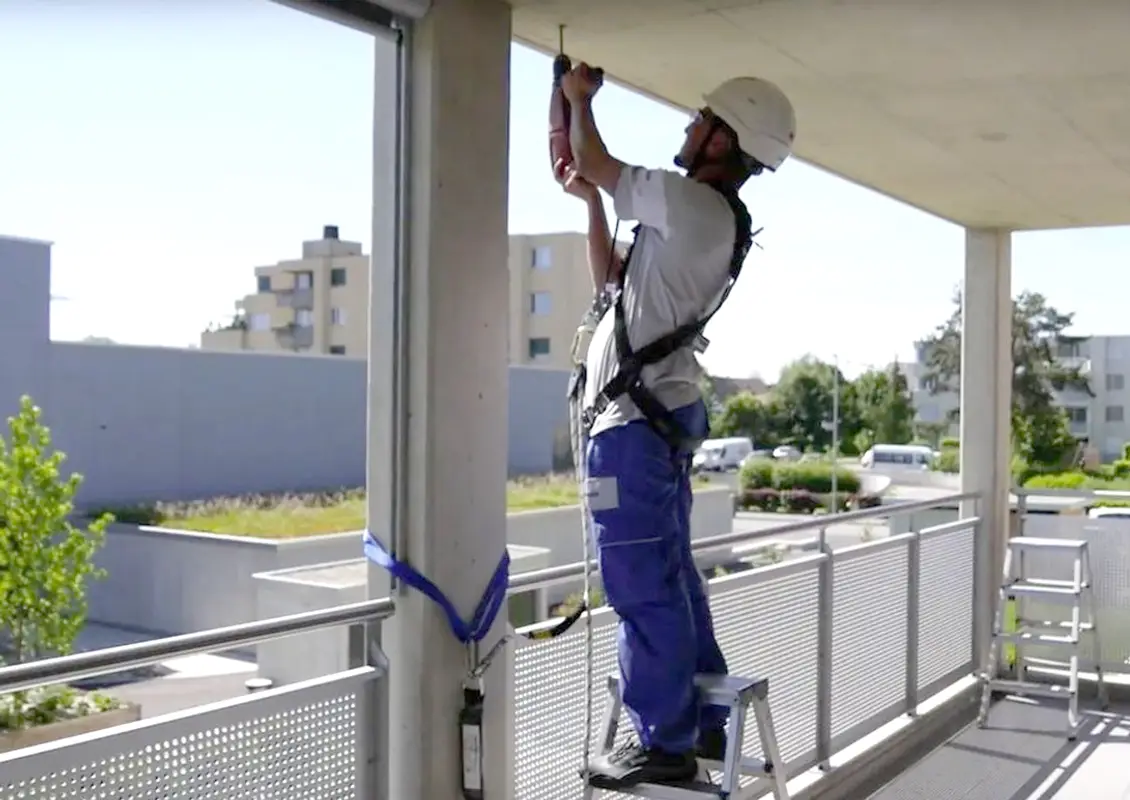 Montagepraktiker/in Sonnenschutz und Storentechnik EBA