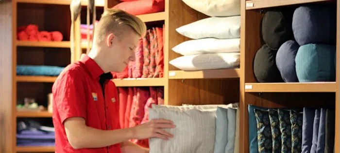 Gestionnaire du commerce de détail CFC Gestion de magasins en ligne (Textile)