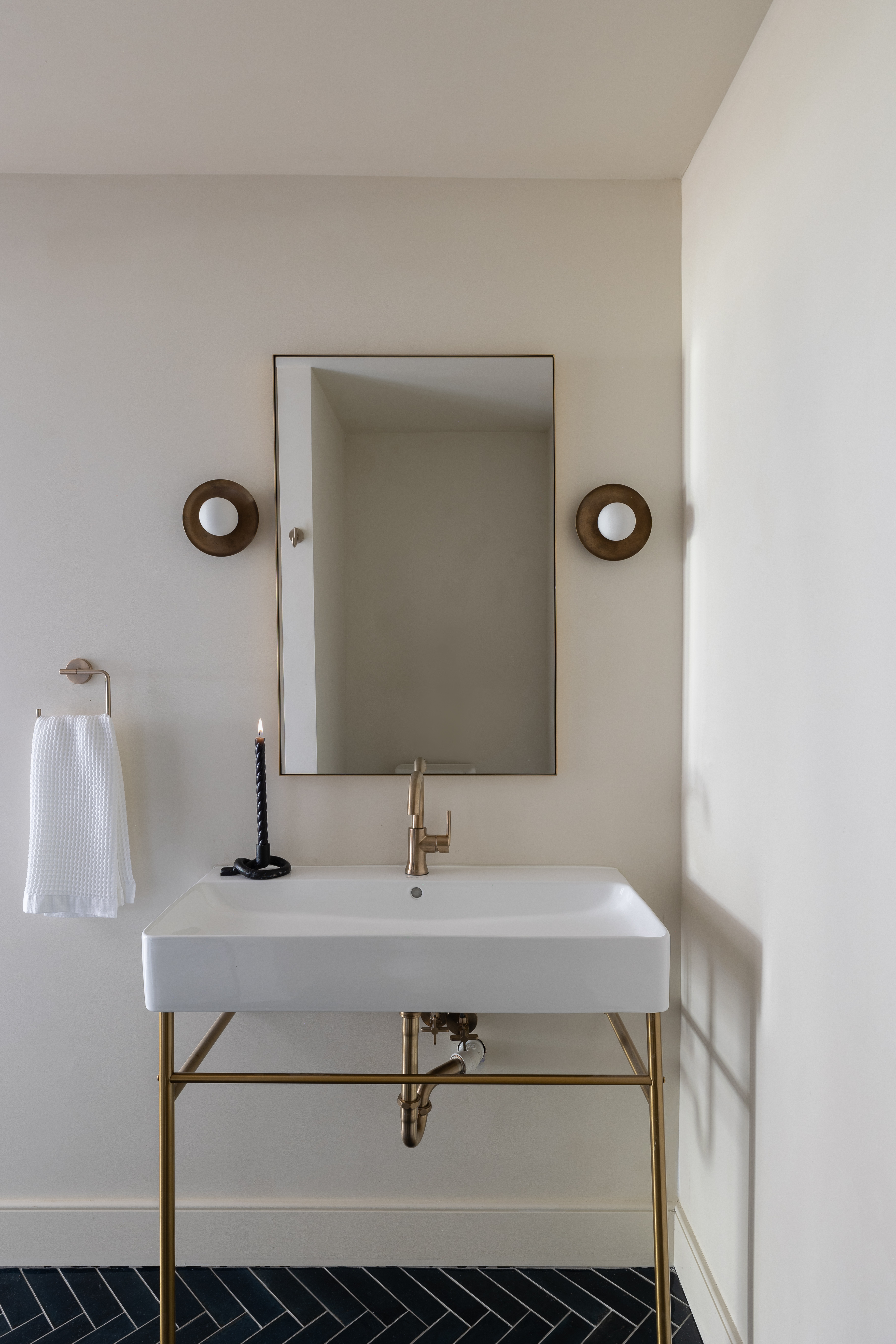 Velvet Wall Paint 103