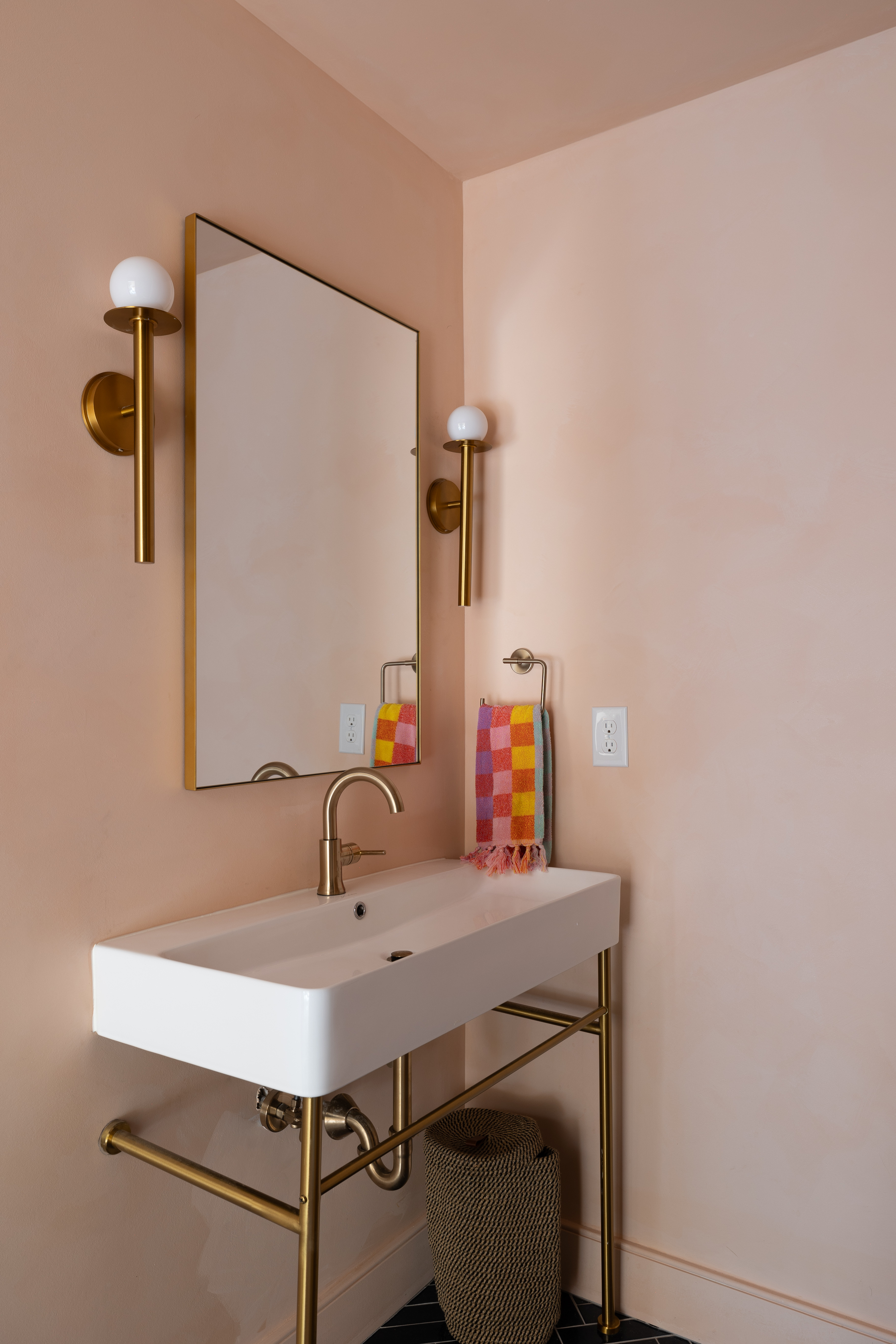 Velvet Wall Paint 153