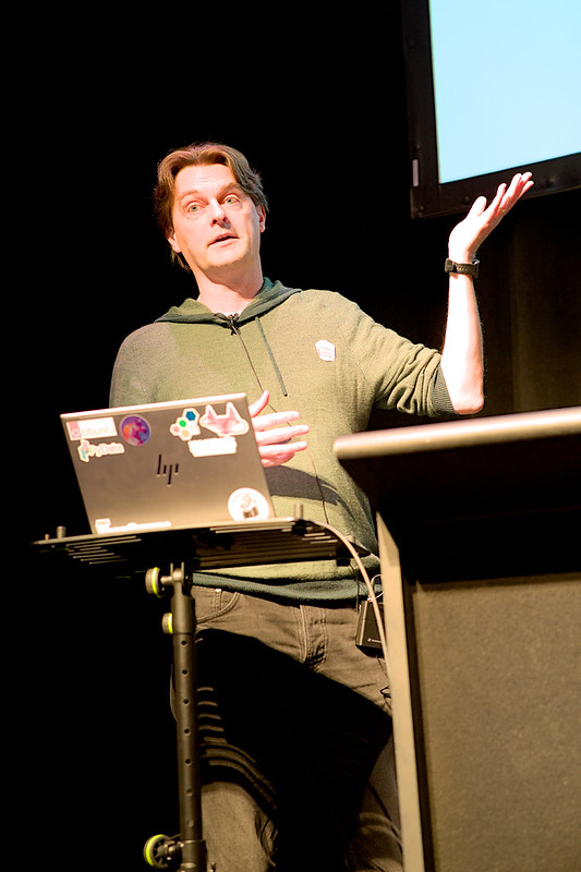 Picture of me talking at KiwiPyCon