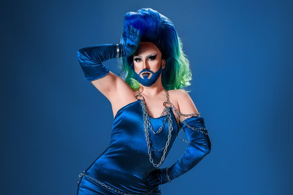 Neon Noire gallery photo 3