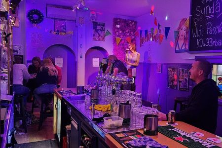 Lellebel: Queer Bar